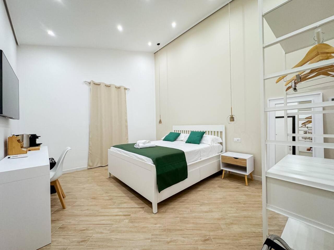 Giandra Rooms And Garden Мессіна Екстер'єр фото